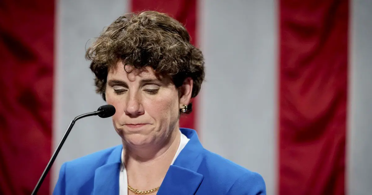 Amy McGrath ends disastrous first week of candidacy by ...